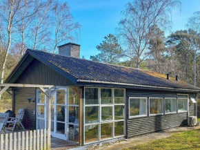 Two-Bedroom Holiday home in Aakirkeby 7